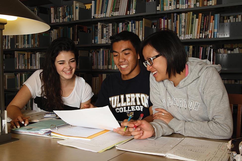 Fullerton College gallery image0