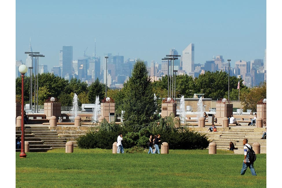 Queens College City University of New York gallery image10
