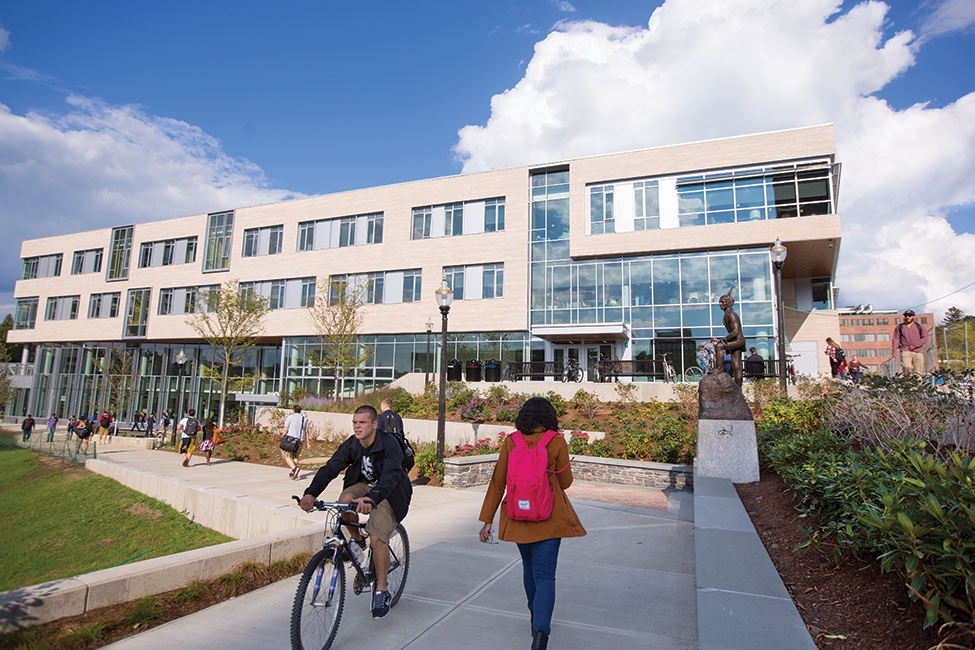 University of Massachusetts Amherst – International Program
gallery image5