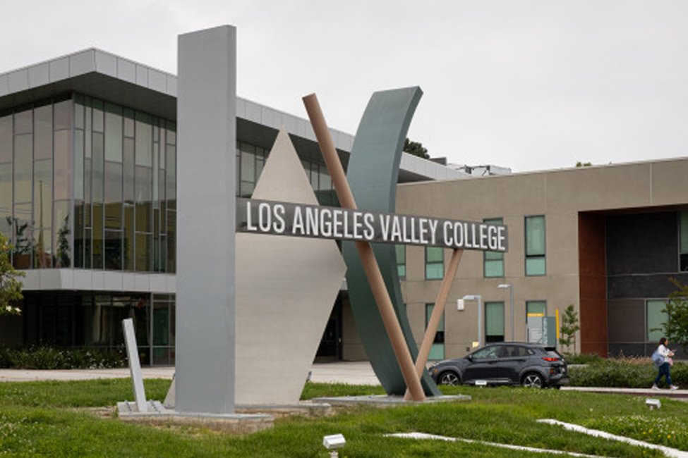 Los Angeles Valley College Los Angeles Valley College Study in the